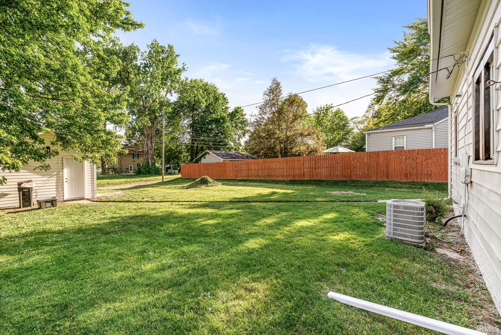 306 E Oakside Street South Bend IN 46614