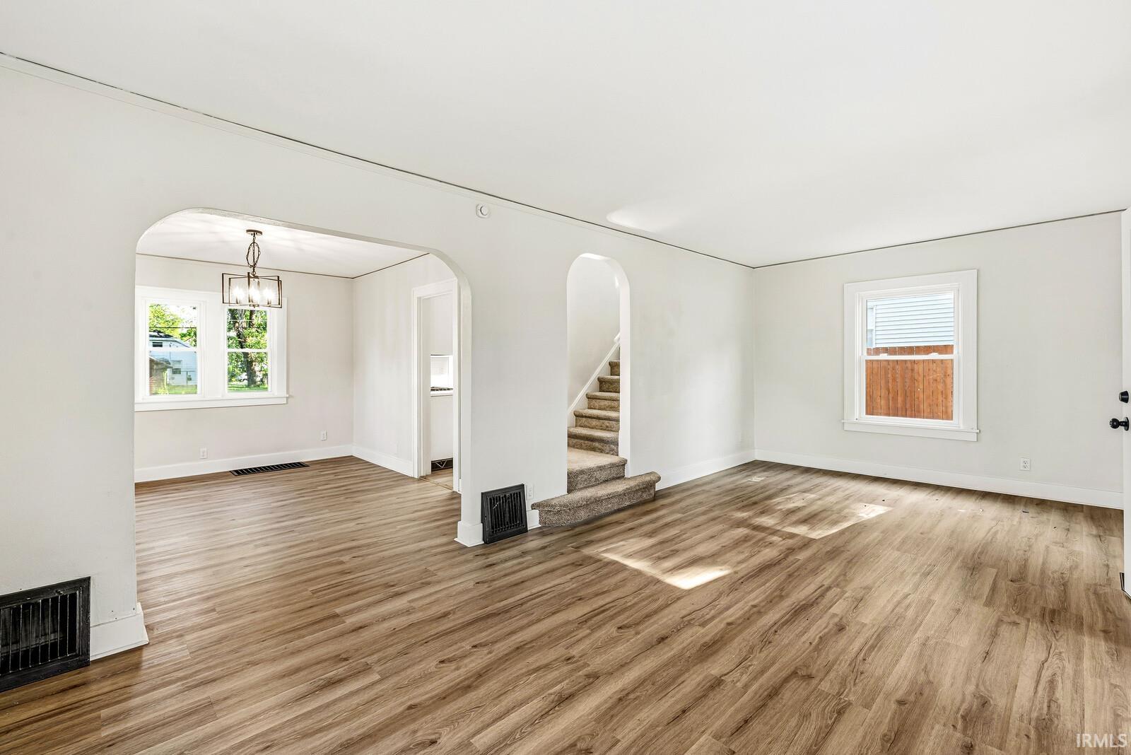 306 E Oakside Street South Bend IN 46614