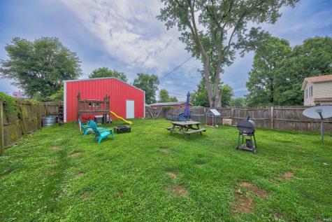 611 15th Street Tell City IN 47586