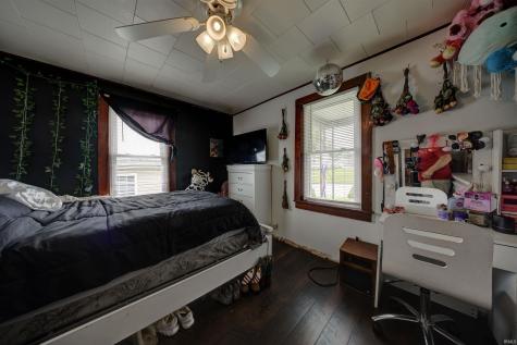 611 15th Street Tell City IN 47586