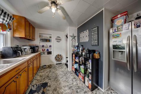 611 15th Street Tell City IN 47586