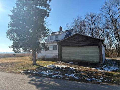 7059 S Beal Road Vincennes IN 47591