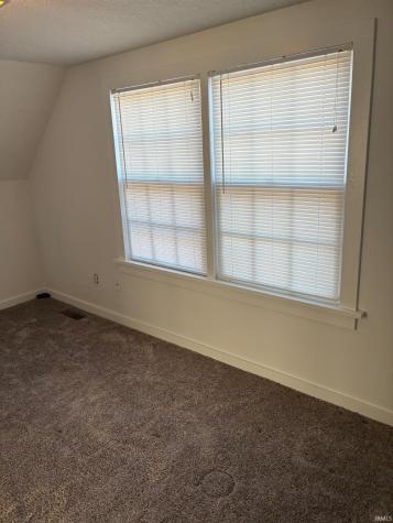 7059 S Beal Road Vincennes IN 47591