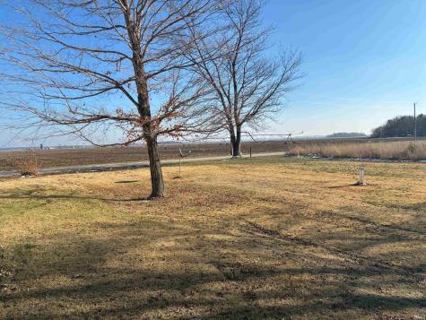 7059 S Beal Road Vincennes IN 47591