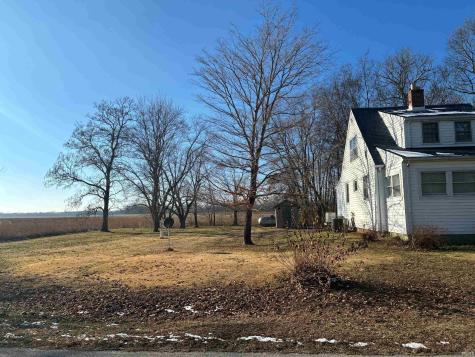 7059 S Beal Road Vincennes IN 47591