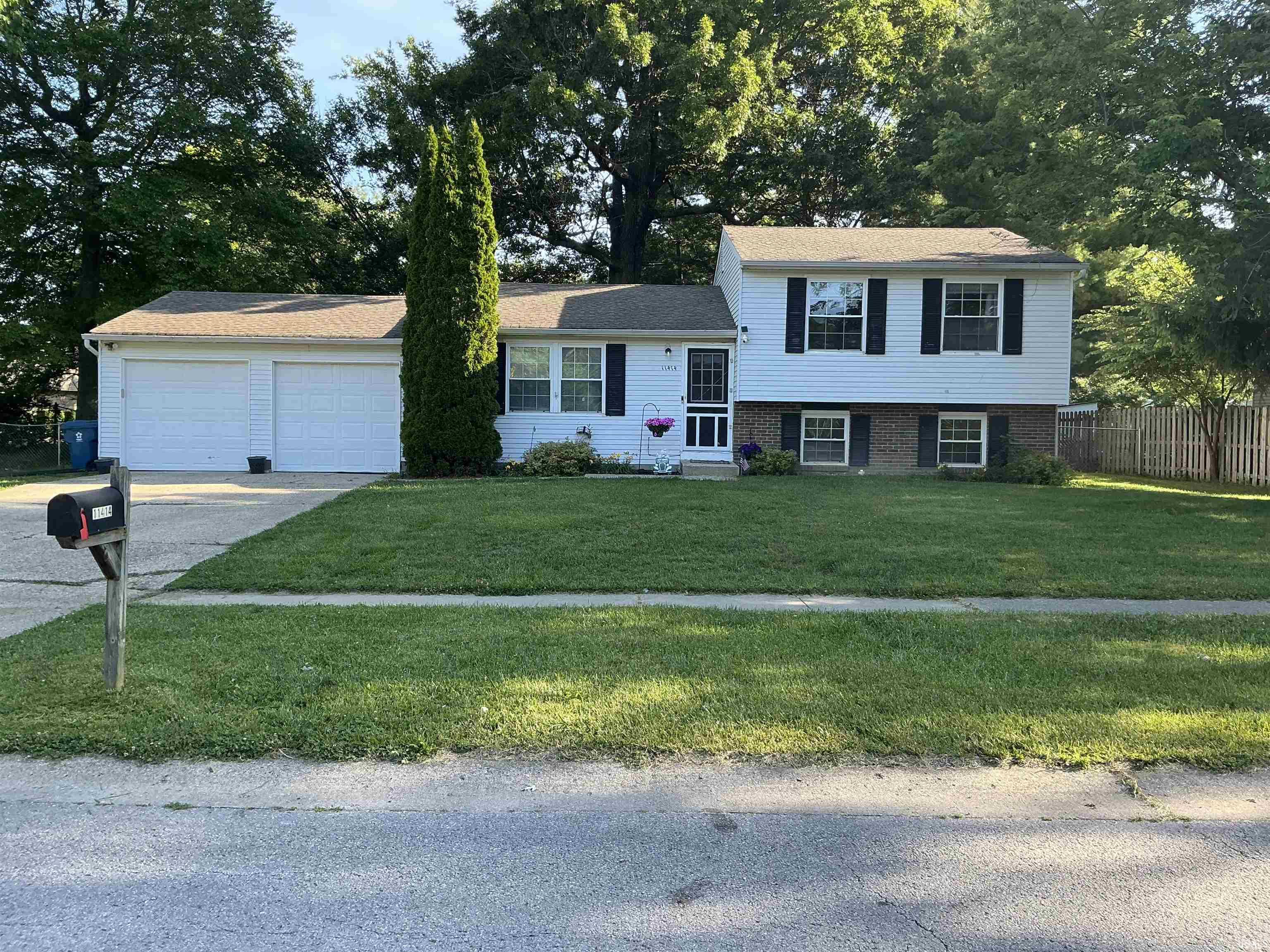 11414 Whistler Drive Indianapolis IN 46229