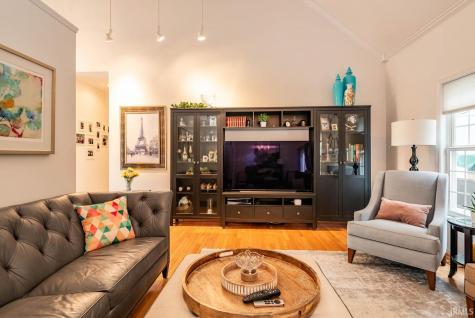 1218 W Acacia Court Bloomington IN 47404