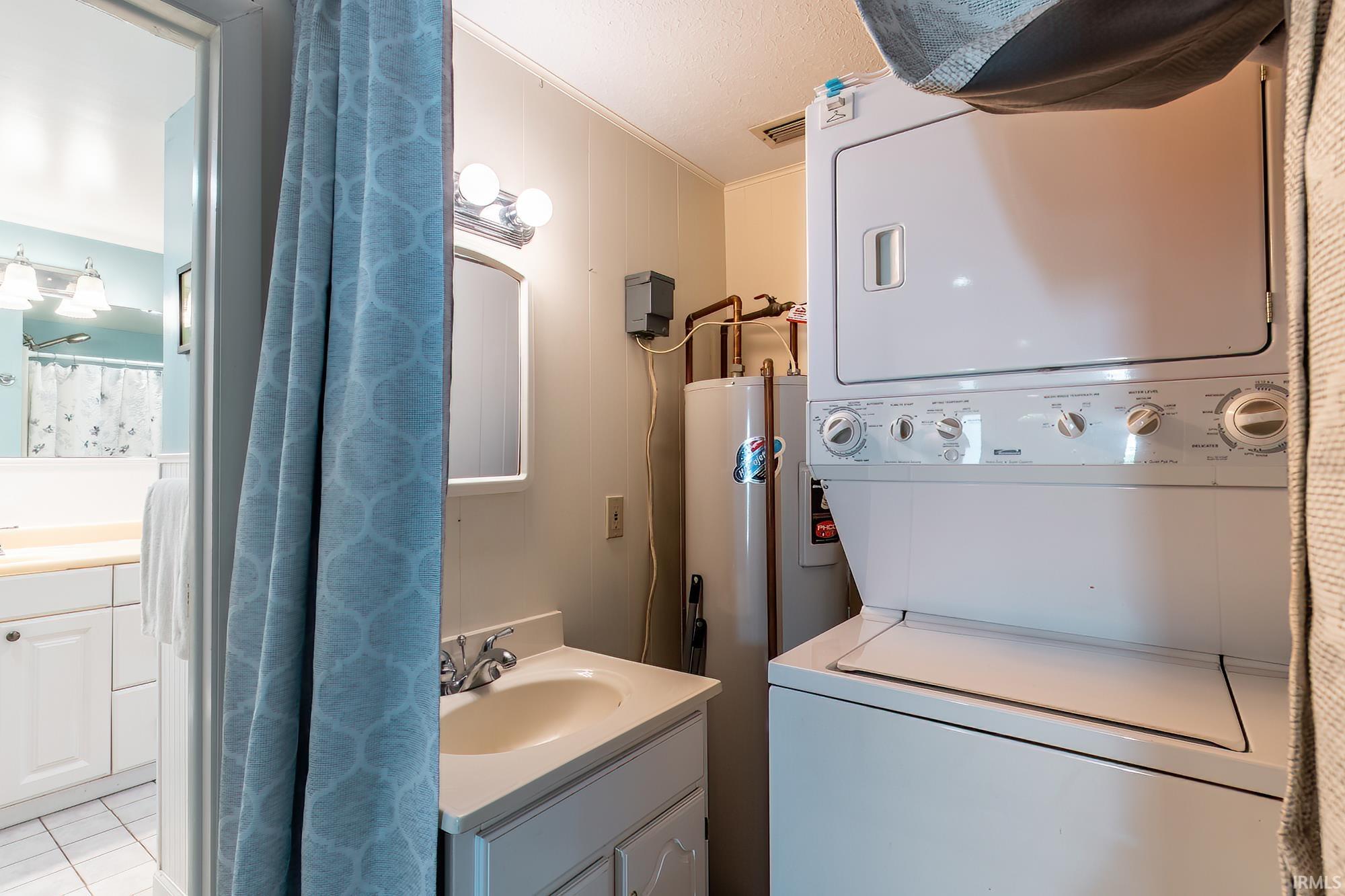1823 S 445 E Royer Lake Lagrange IN 46761