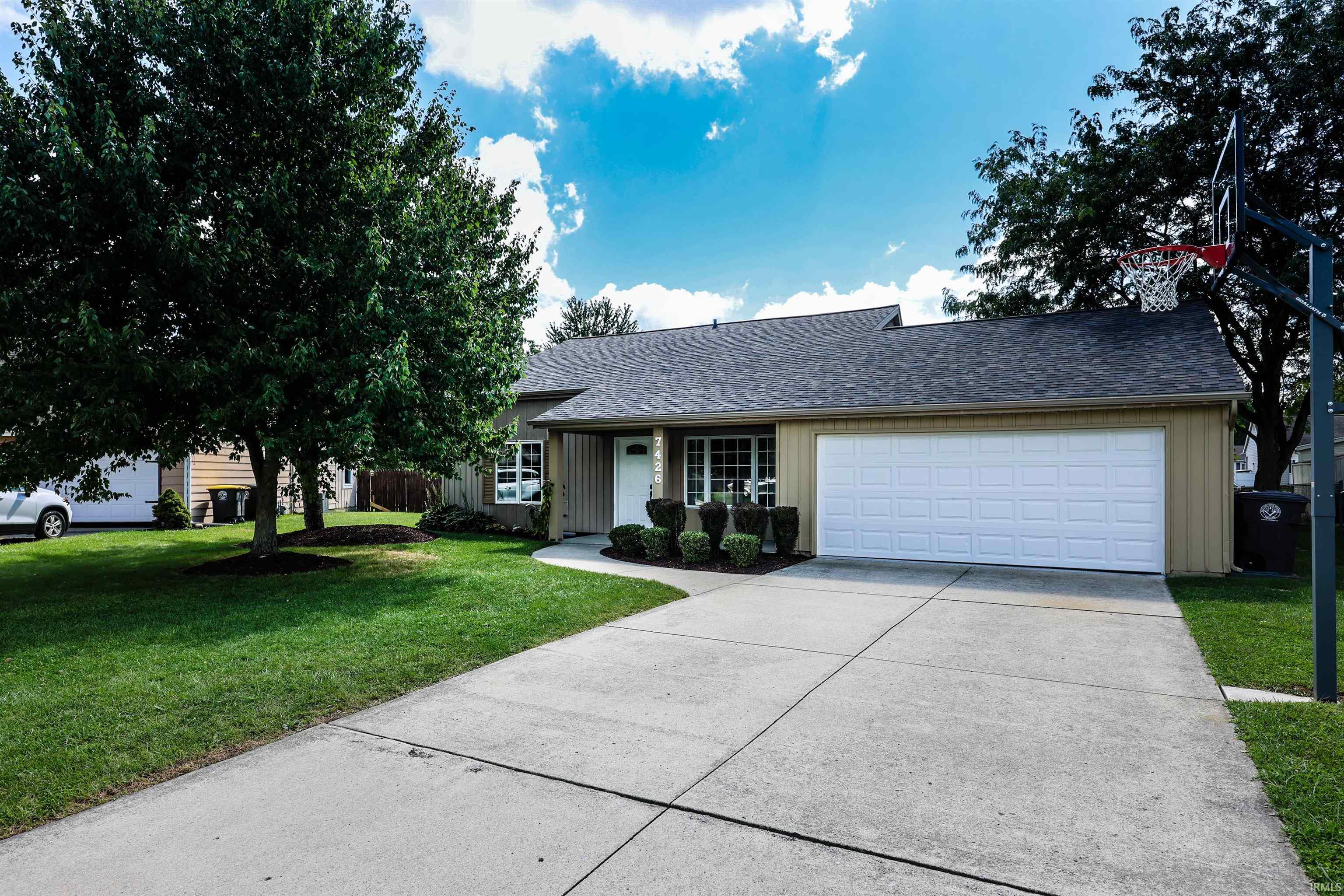 7426 Charlesbury Court Fort Wayne IN 46835