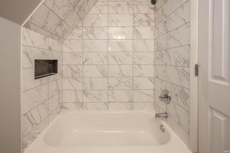 7426 Charlesbury Court Fort Wayne IN 46835