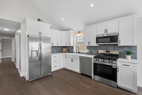 1013 N Edgewater Street Silver Lake IN 46982