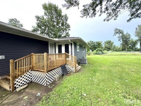 1855 N 300 East Road Knox IN 46534
