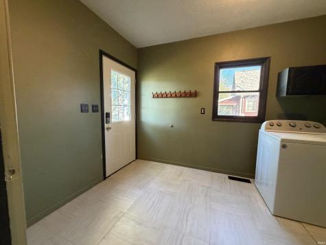 320 W Main Street Worthington IN 47471