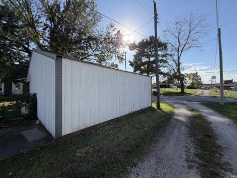 320 W Main Street Worthington IN 47471