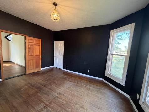 320 W Main Street Worthington IN 47471