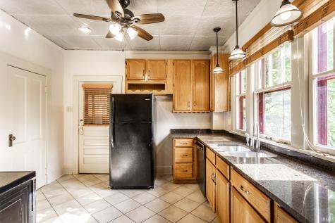 702 W 7th Street Bloomington IN 47404