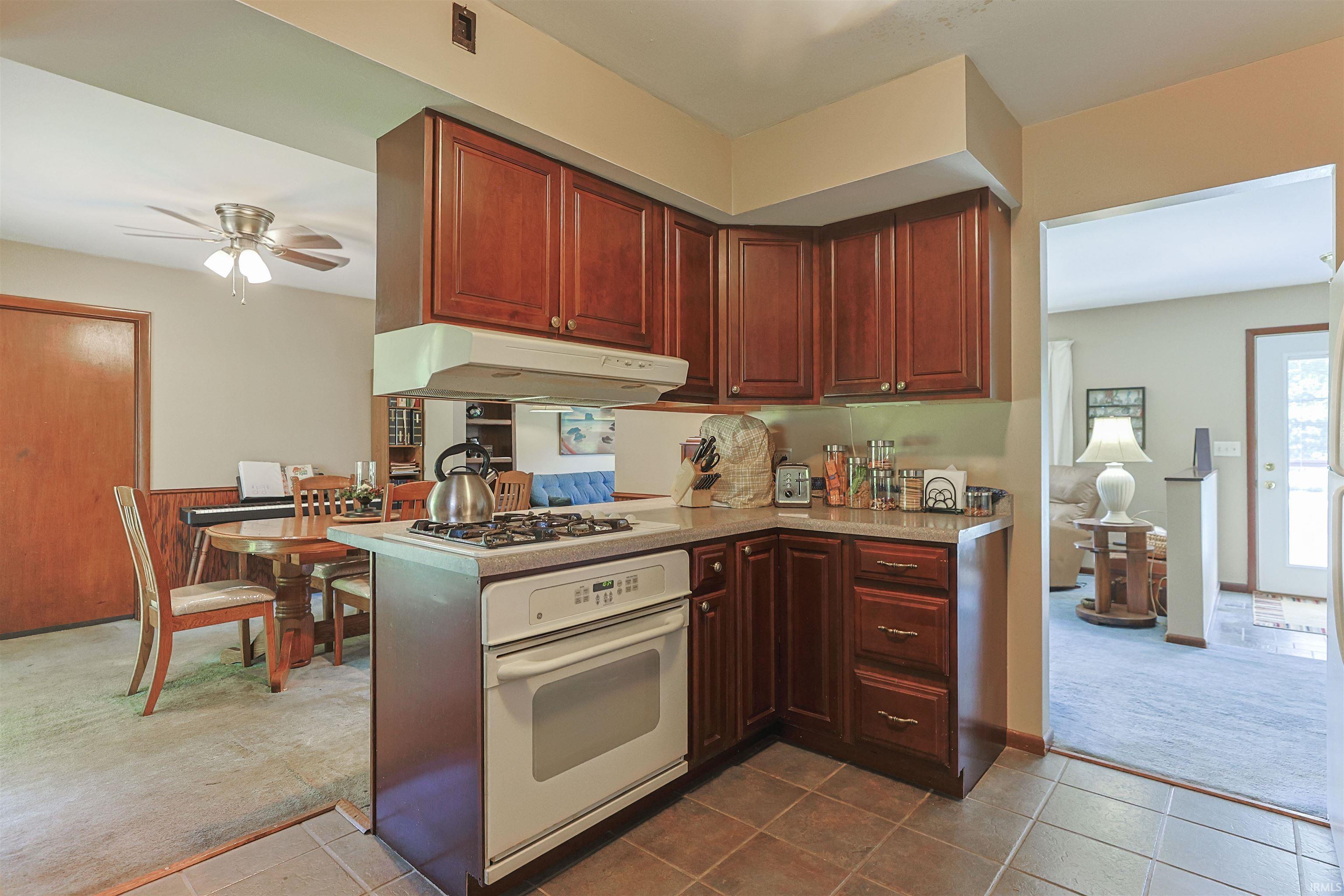 6384 N 900 E Road New Carlisle IN 46552