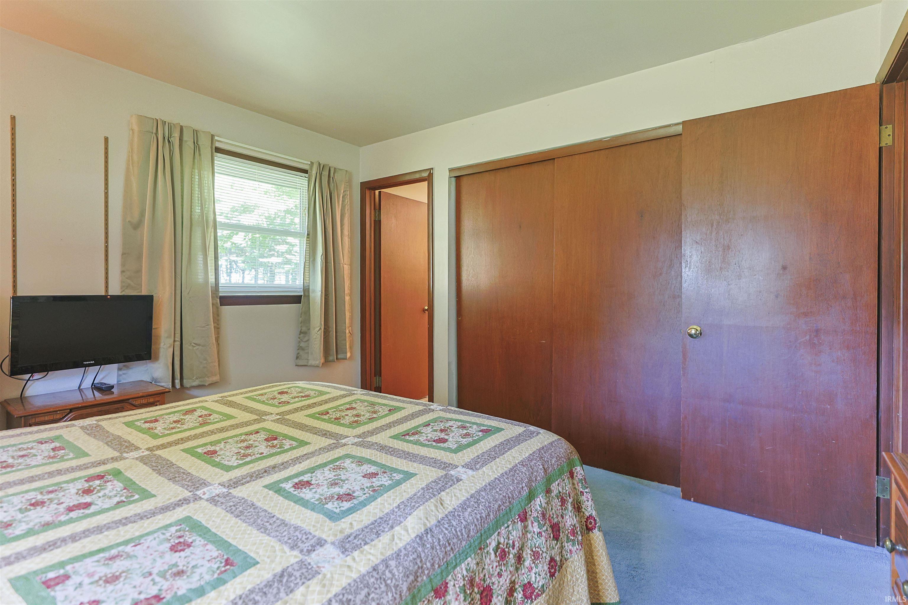 6384 N 900 E Road New Carlisle IN 46552