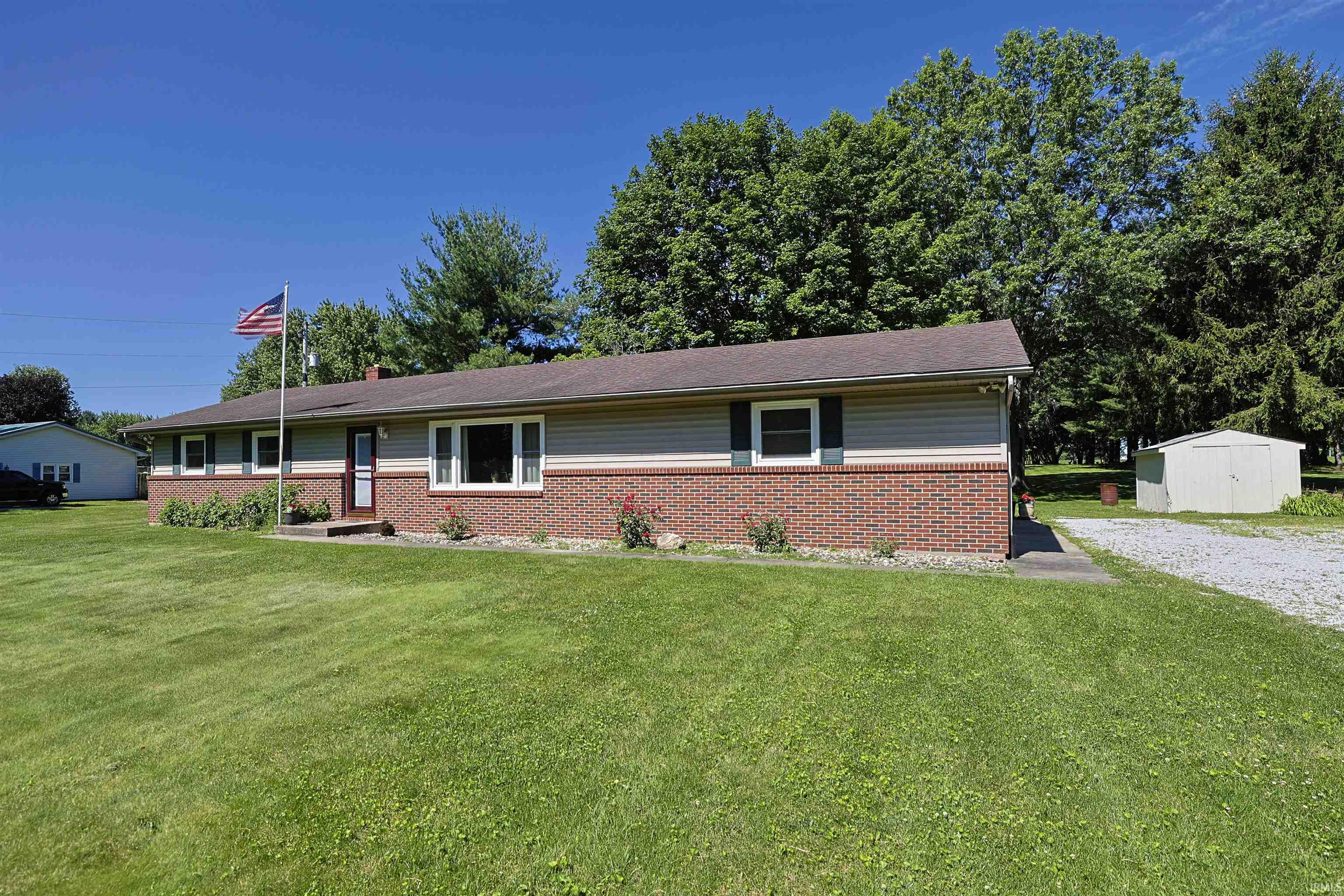 6384 N 900 E Road New Carlisle IN 46552