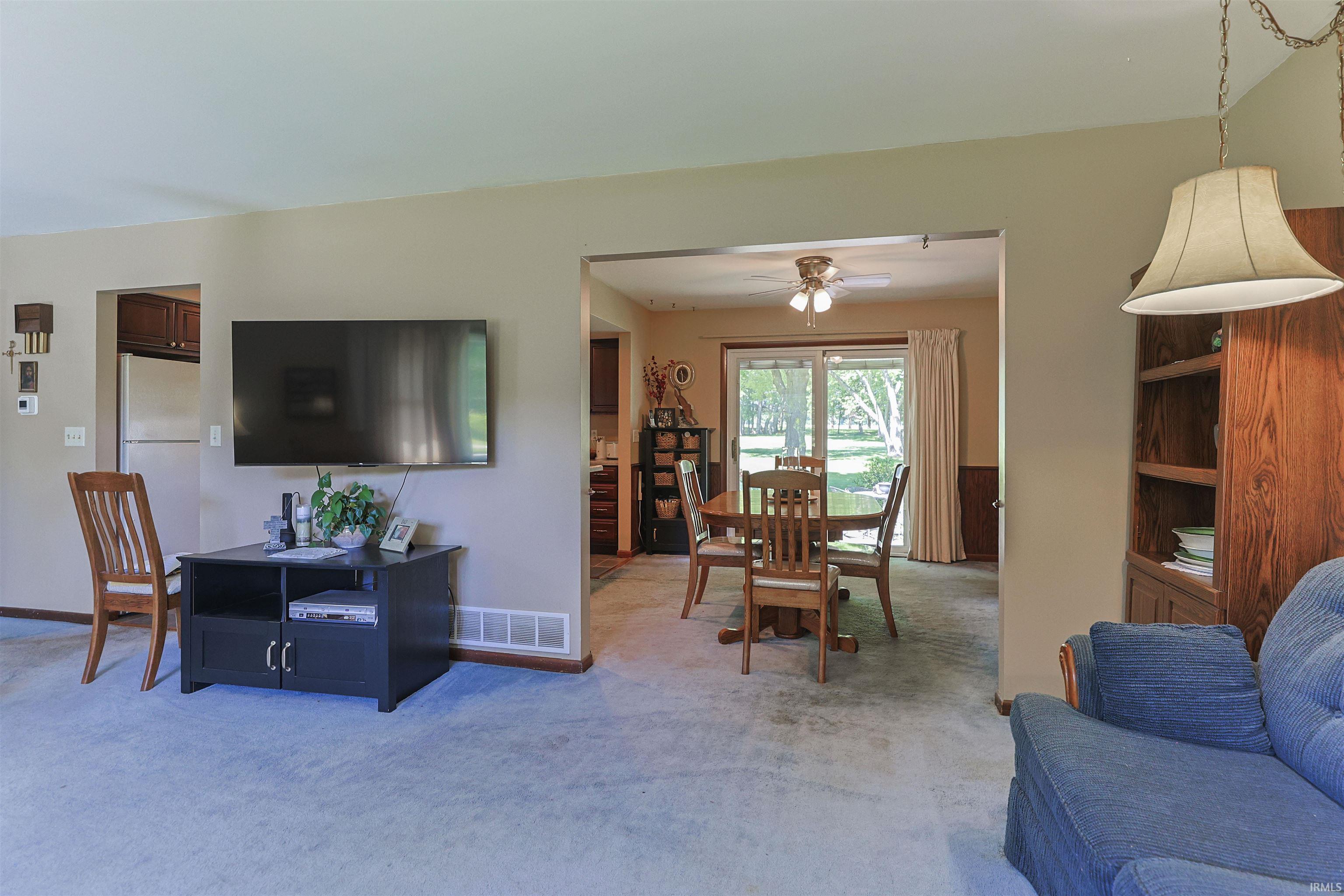 6384 N 900 E Road New Carlisle IN 46552