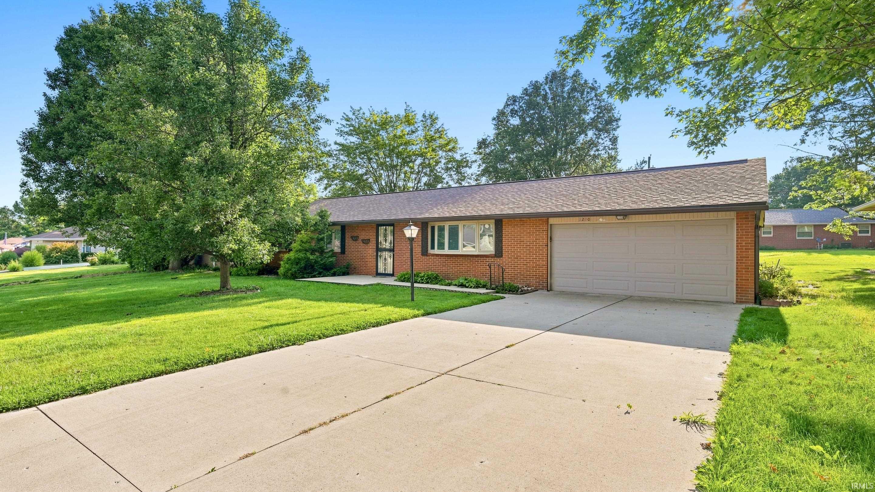 1210 N Forest Avenue Muncie IN 47304