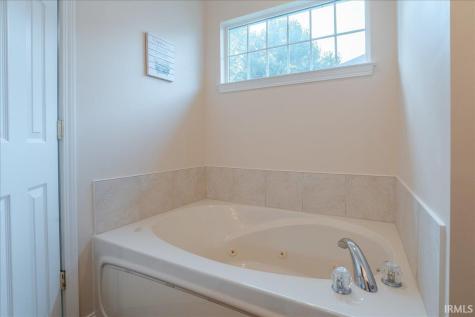 9626 Clippinger Road Evansville IN 47725