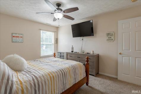 9626 Clippinger Road Evansville IN 47725