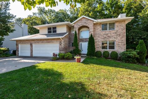 2108 E Ashwood Lane Bloomington IN 47401