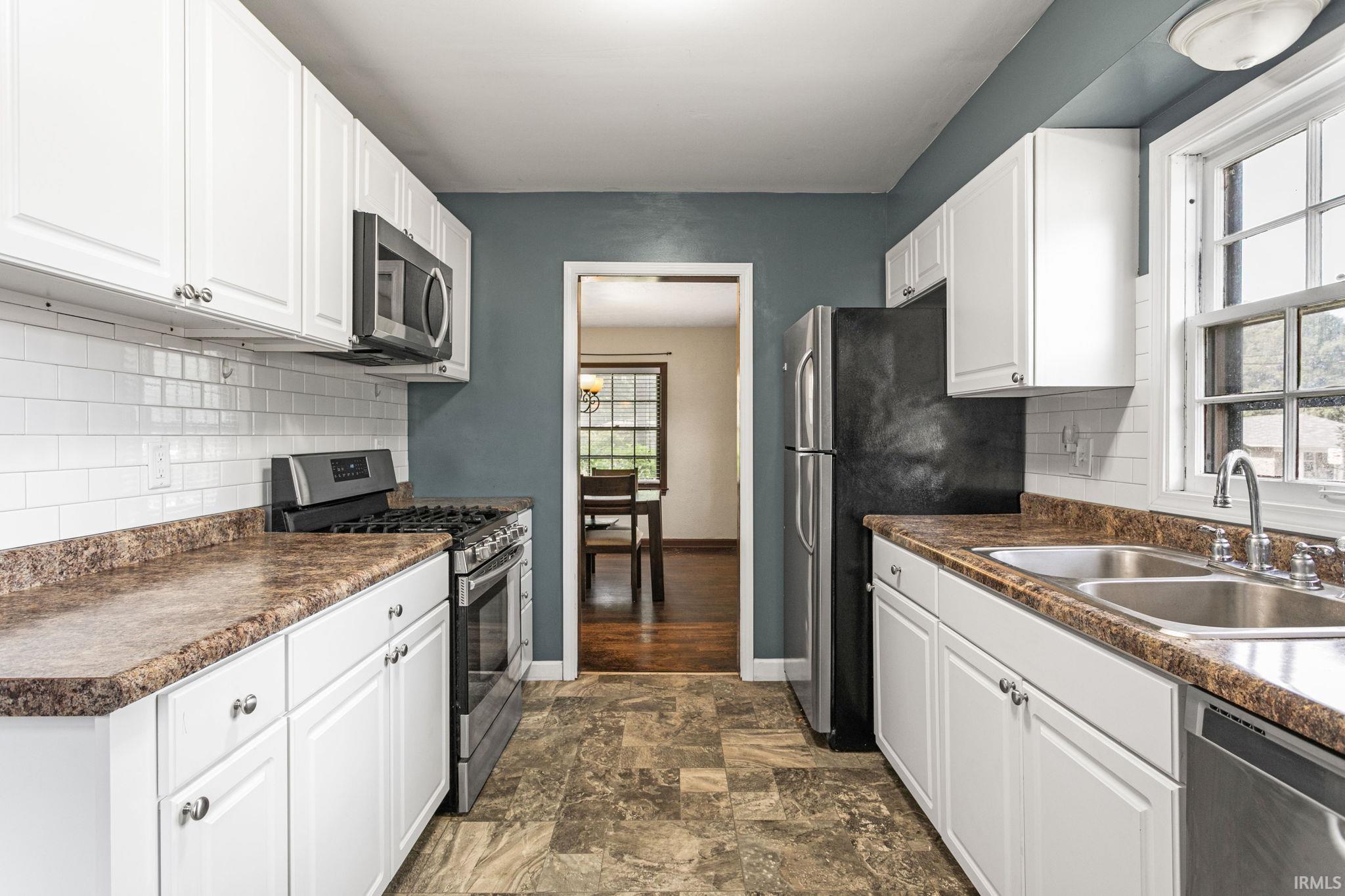 2718 S Locust Road South Bend IN 46614