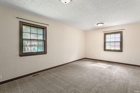 2718 S Locust Road South Bend IN 46614