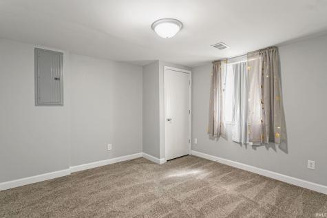 2718 S Locust Road South Bend IN 46614