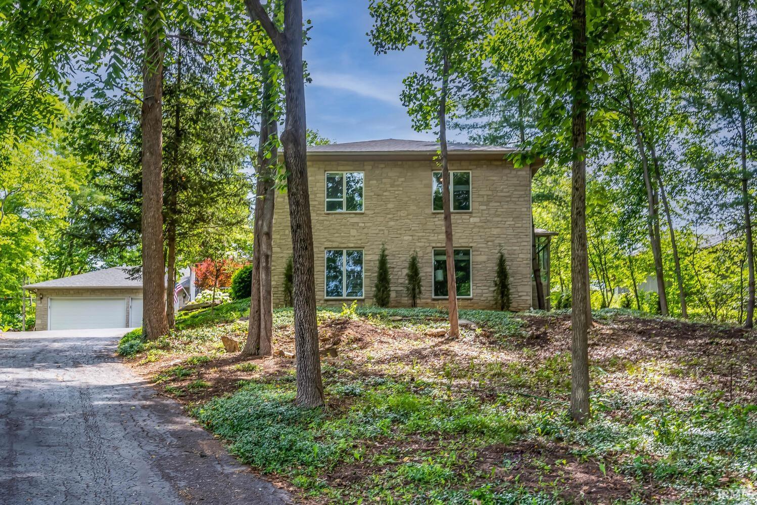 2816 N Blue Ridge Drive Bloomington IN 47408