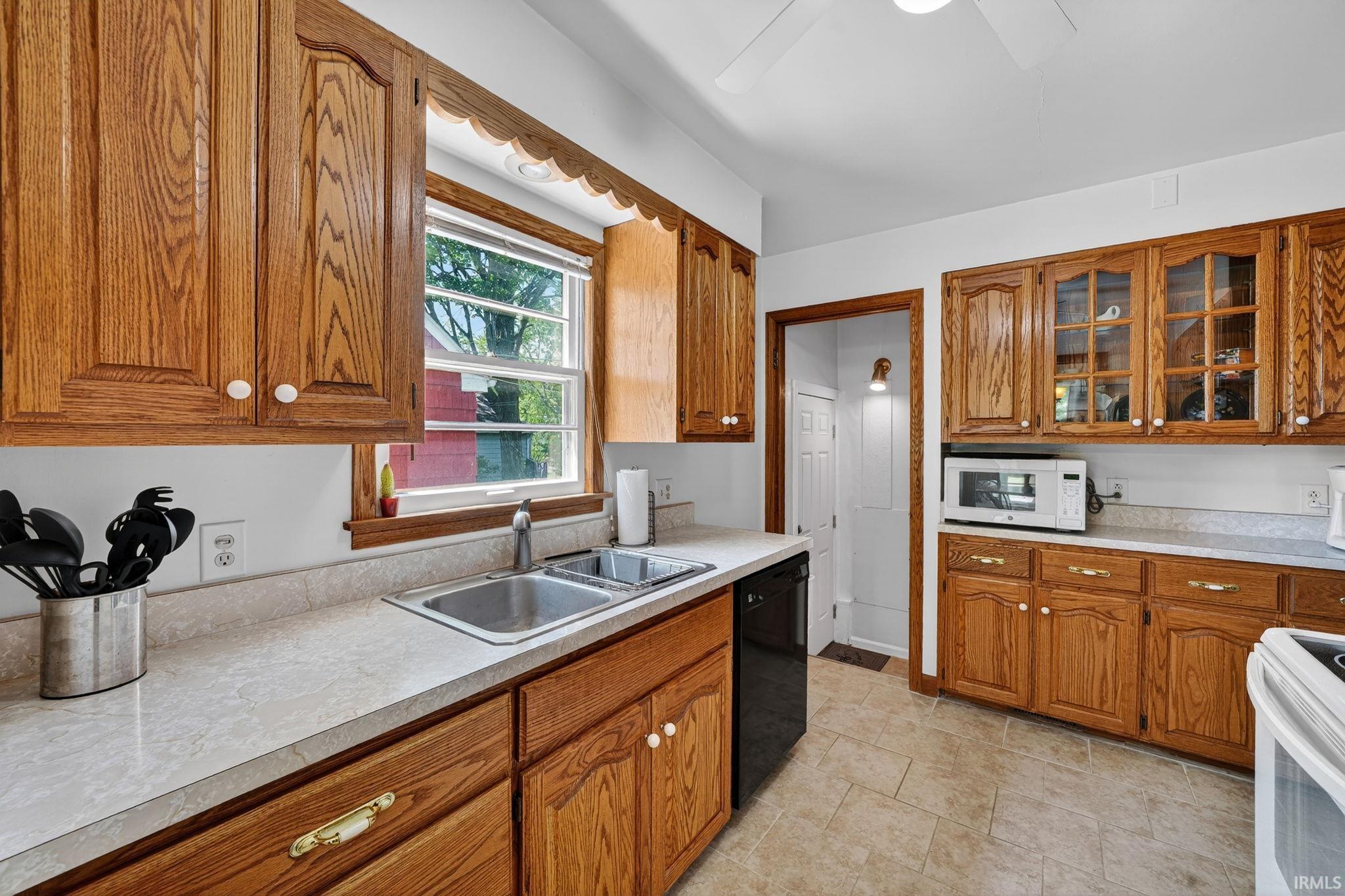 109 N Hawthorne Drive South Bend IN 46617