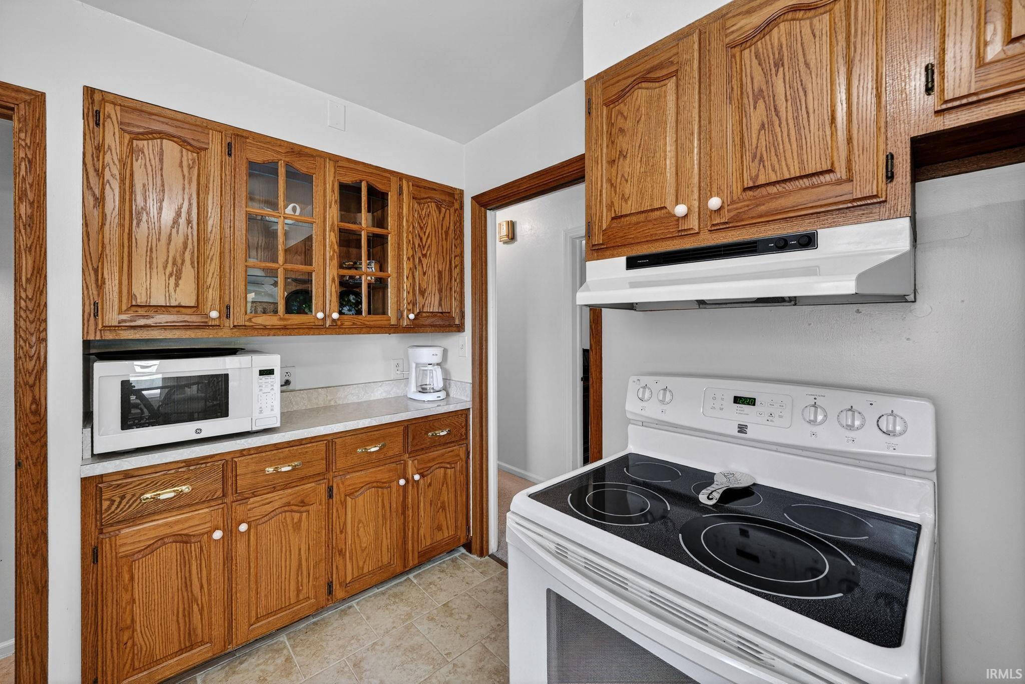 109 N Hawthorne Drive South Bend IN 46617
