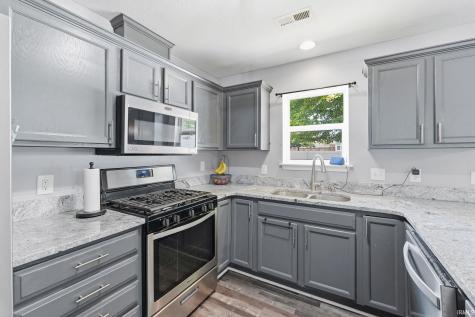 3224 Doe Street Warsaw IN 46582