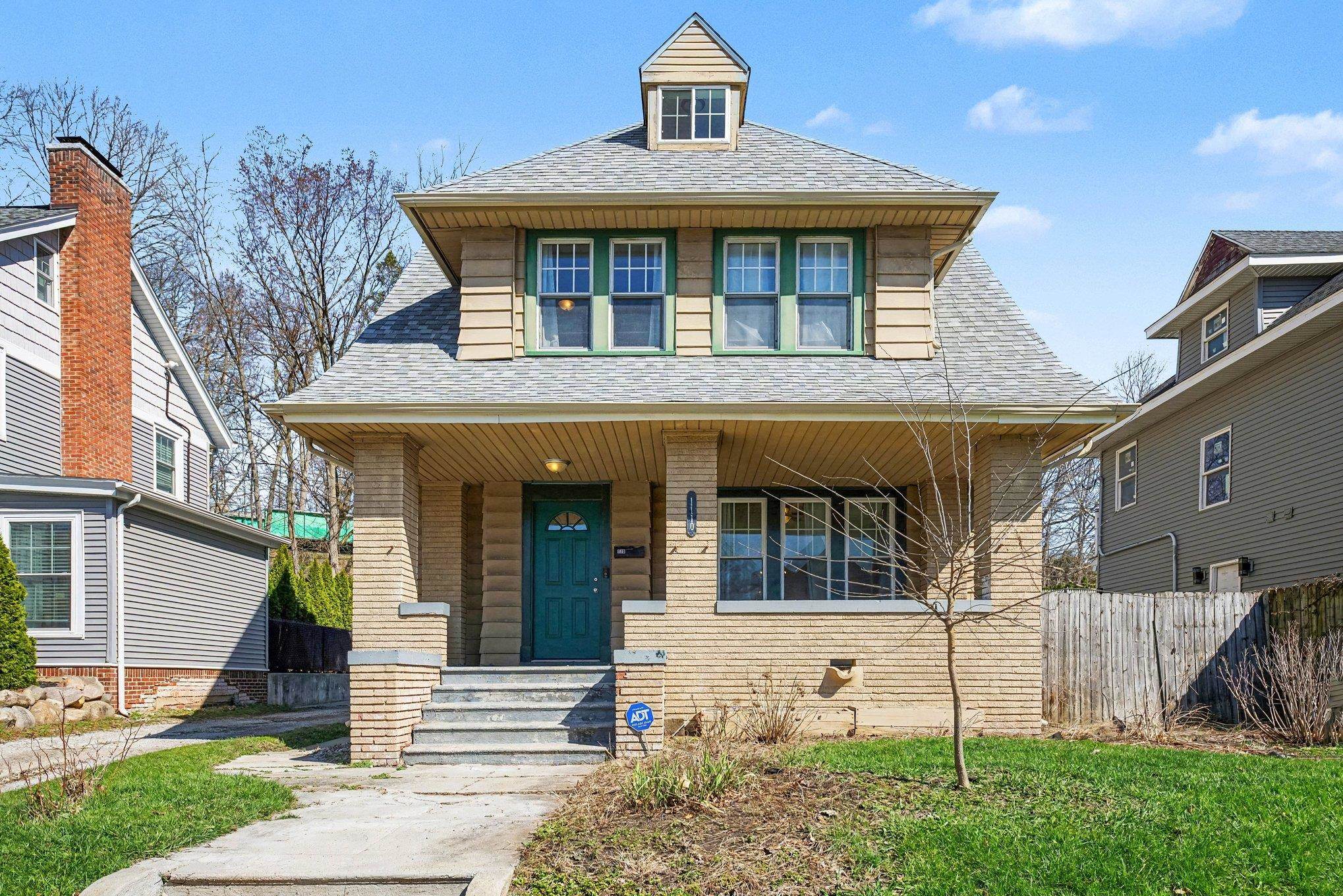 1110 N Michigan Street South Bend IN 46617