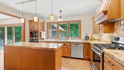 14233 Sugar Creek Road Fort Wayne IN 46814