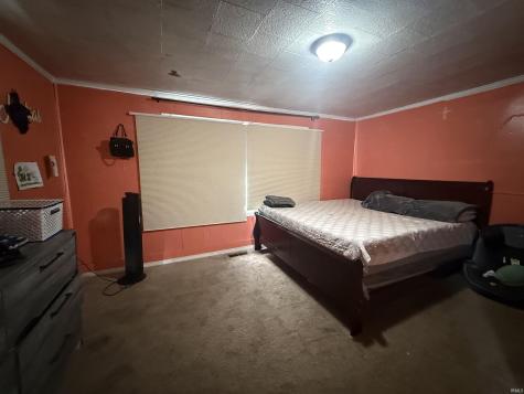 1402 W Hickory Street Union City IN 46390
