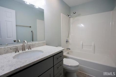 1222 S Donington Court Bloomington IN 47401