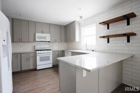 1222 S Donington Court Bloomington IN 47401