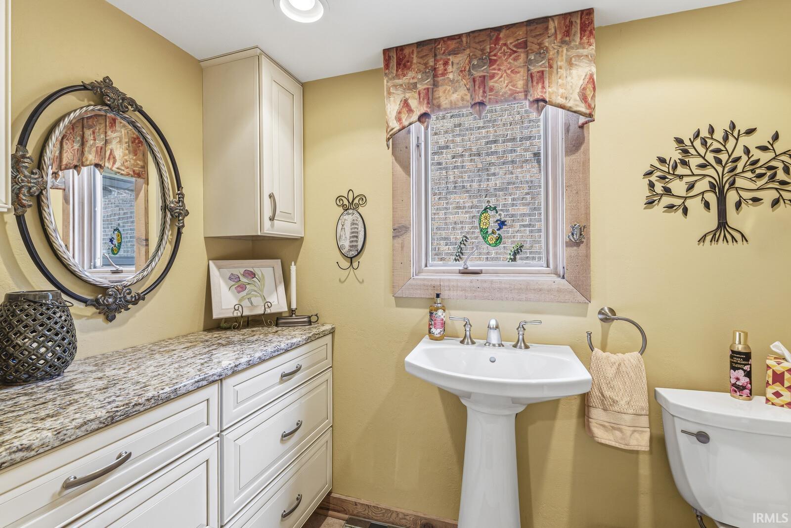 16976 Shandwick Lane Granger IN 46530