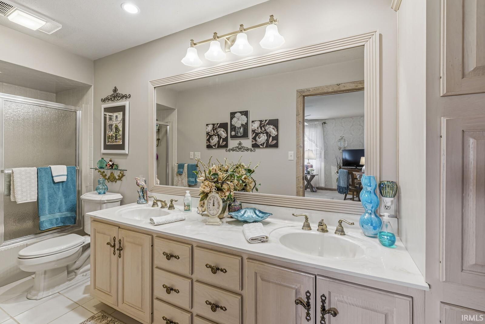 16976 Shandwick Lane Granger IN 46530