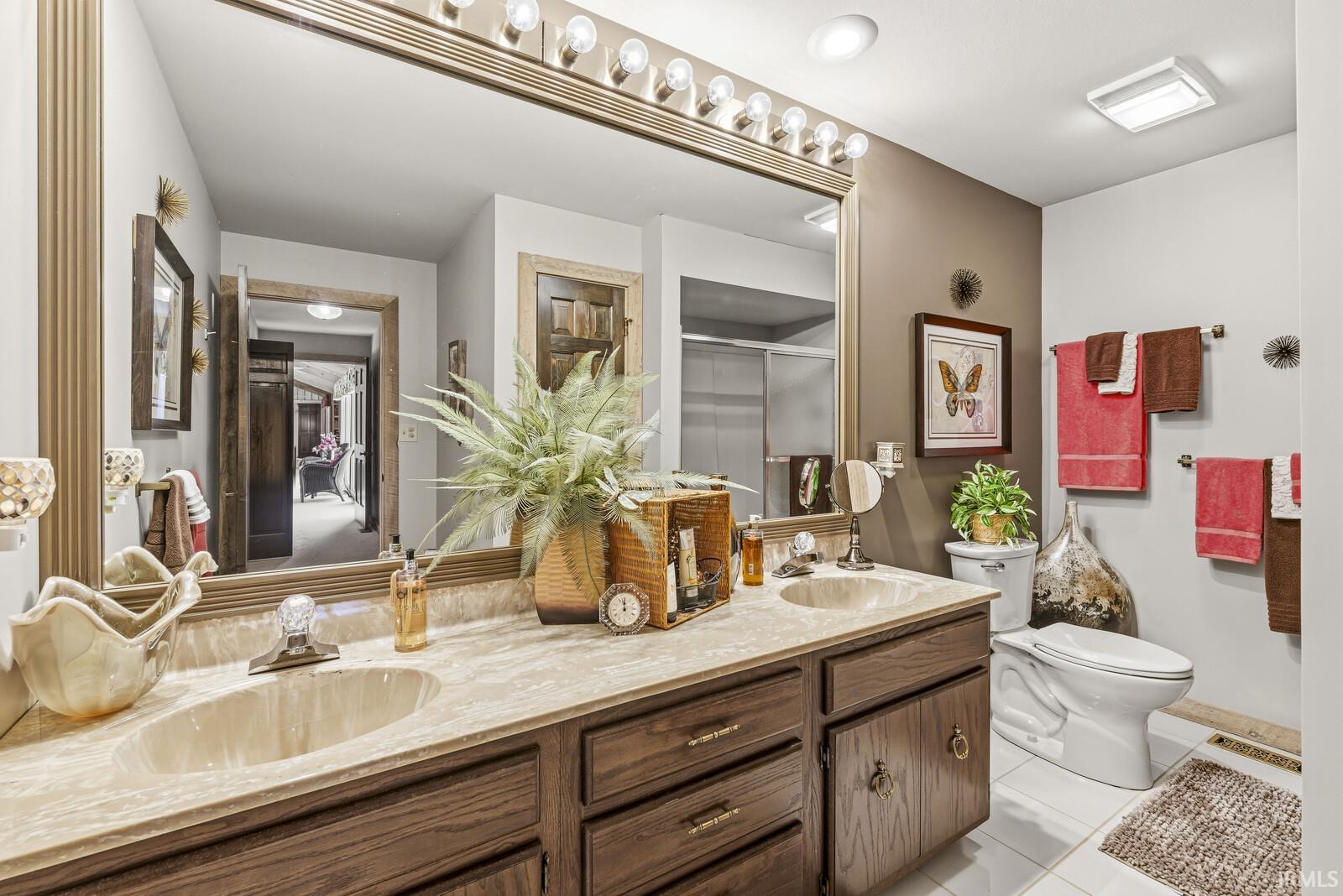 16976 Shandwick Lane Granger IN 46530
