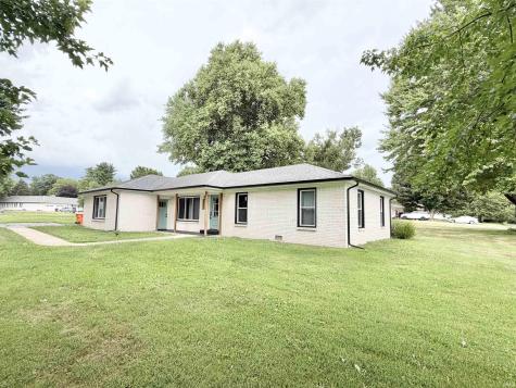 800 Upland Drive Logansport IN 46947
