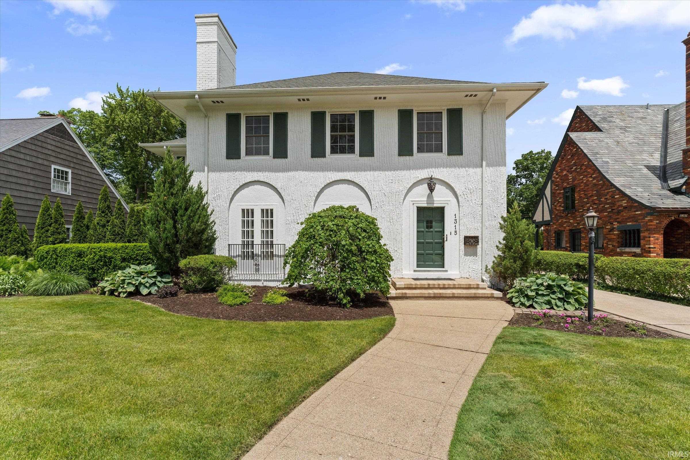 1315 E Wayne Street North Street South Bend IN 46615