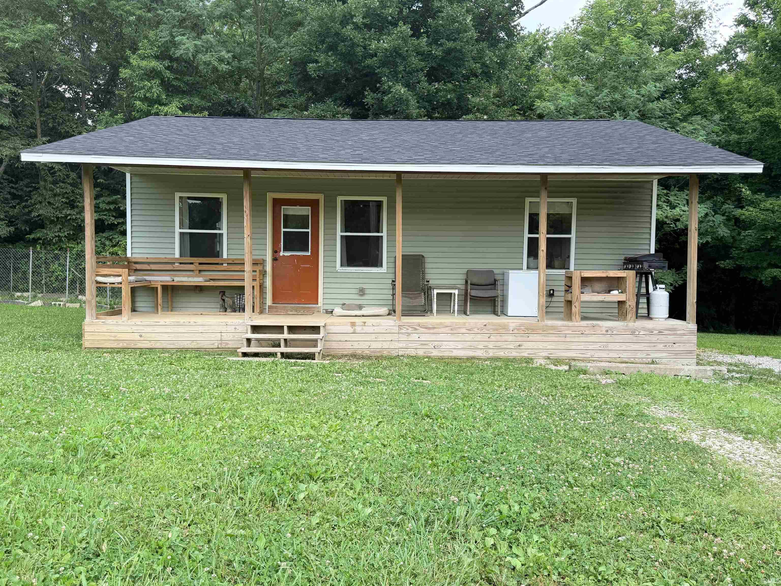 8682 N Newark Road Solsberry IN 47459