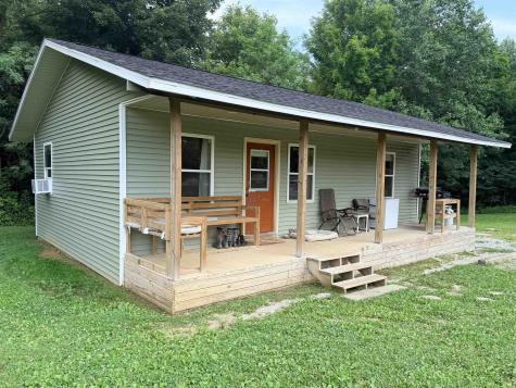 8682 N Newark Road Solsberry IN 47459