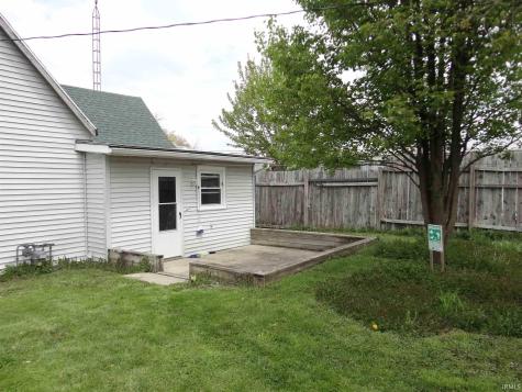 1010 W Warren Street Mitchell IN 47446