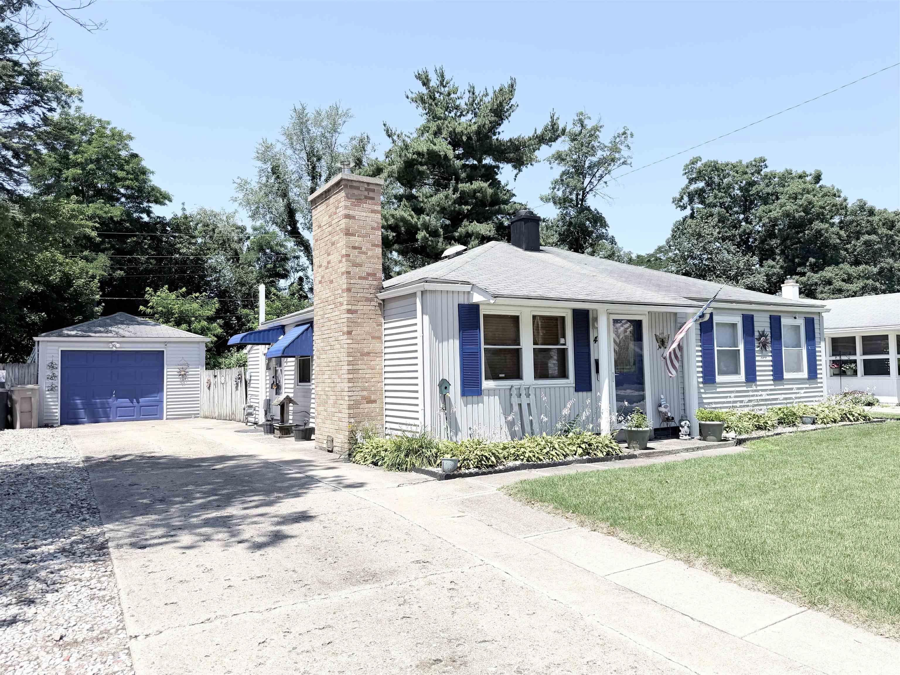 415 Manchester Drive South Bend IN 46615