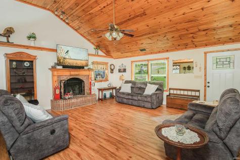 5182 W Woodland Road Ellettsville IN 47429